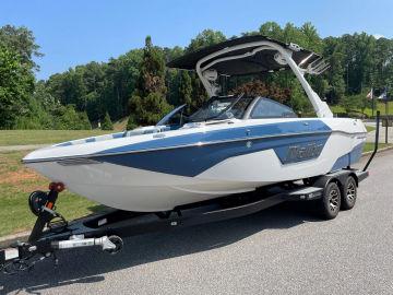 2022 MALIBU WAKESETTER 23 LSV