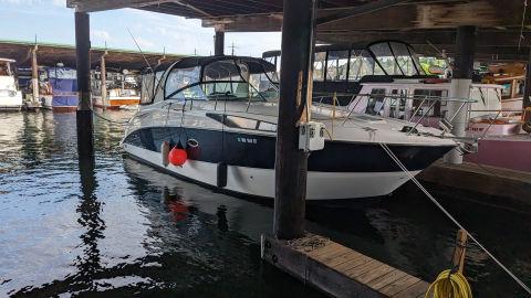 2008 Bayliner 340 Express Cruiser