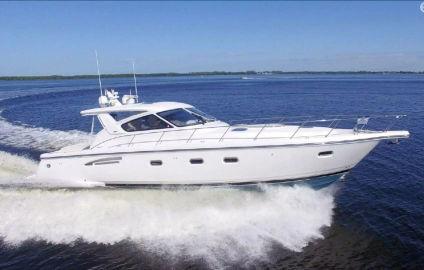 2000 Tiara Yachts 5200 Express