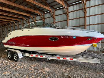 2014 Chaparral 225 SSi (Fire Red & White)