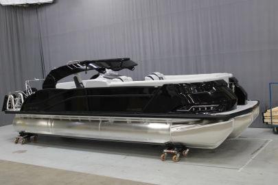 2025 Harris 250 Grand Mariner