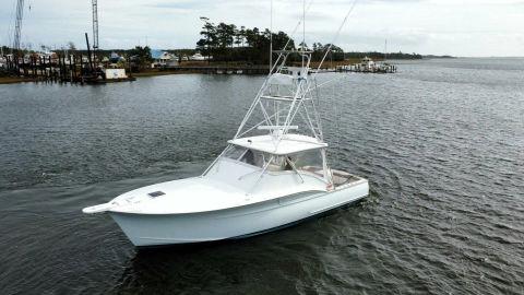 2003 Custom Carolina 40'