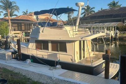 2006 Mainship 34 Trawler