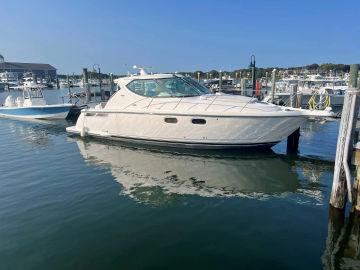 2008 Tiara Yachts 3900 Sovran