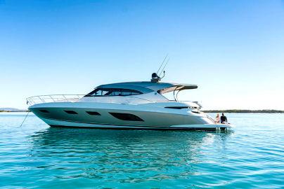 2024 Riviera 6000 Sport Yacht Platinum Edition