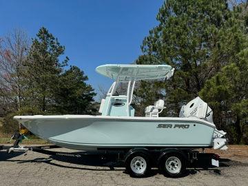 2024 Sea Pro 202 Center Console