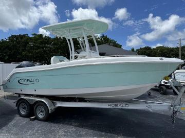 2023 Robalo R222EX