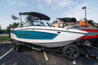 2023 Mastercraft XT24