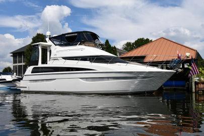 2006 Carver 43 Motor Yacht