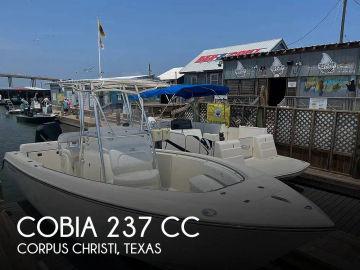 2021 Cobia 237 CC