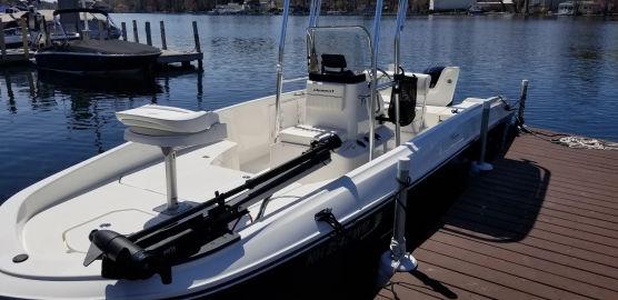 2017 Bayliner Boats Element F21