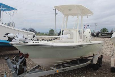 2017 Sea Born FX22 Bay Boat Limited Edition