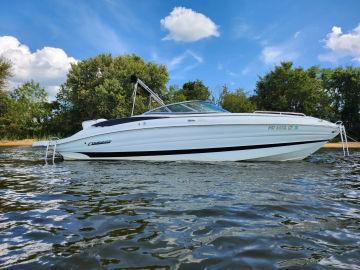 2013 Cruisers Yachts 278 Sport Series