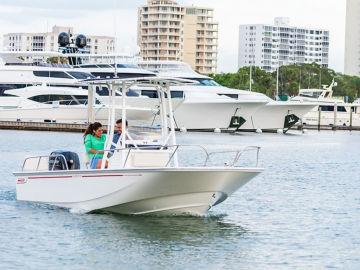 2024 Boston Whaler 190 Montauk