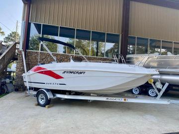 2022 Starcraft SVX 171 OB Deck Boat