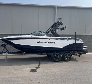 2023 MasterCraft X22