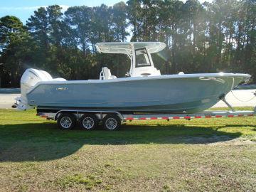 2023 SEA HUNT ULTRA 305SE