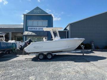 2020 Robalo R230