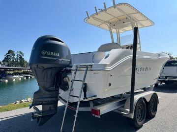 2021 ROBALO 202 EX