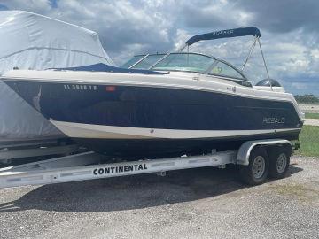 2015 Robalo R227 Dual Console