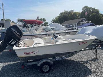 2016 Boston Whaler 110 Sport