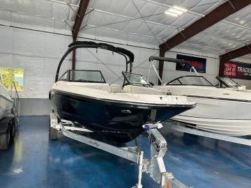 2024 Sea Ray 210 SPX OB