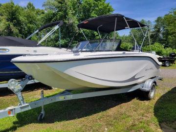 2024 Bayliner M19