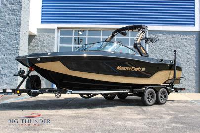 2022 Mastercraft XT24