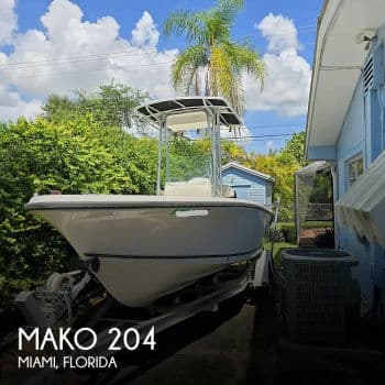 2006 Mako 204