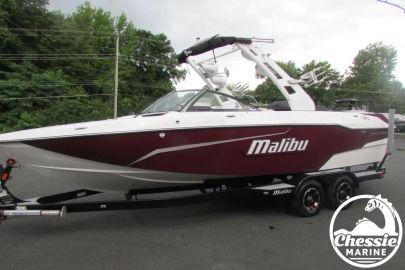 2019 Malibu Boats 25 LSV