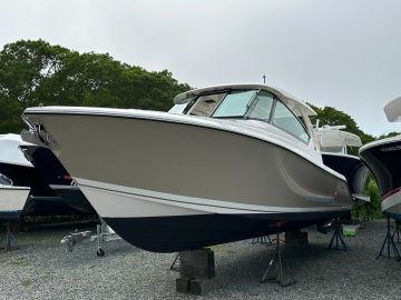 2017 Pursuit DC 295 Dual Console