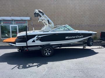 2013 MasterCraft X2