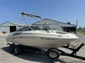 2009 Sea Ray 210 Select Bowrider