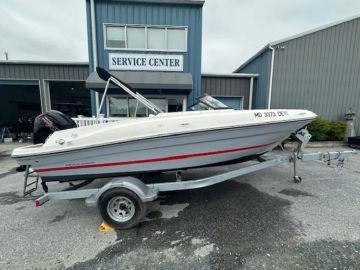 2022 Bayliner VR4 Bowrider - Outboard