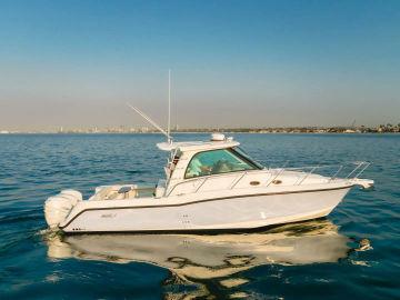 2009 Boston Whaler 345 Conquest