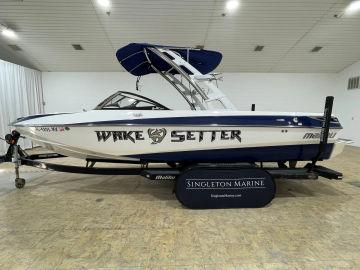 2013 MALIBU WAKESETTER 23 LSV