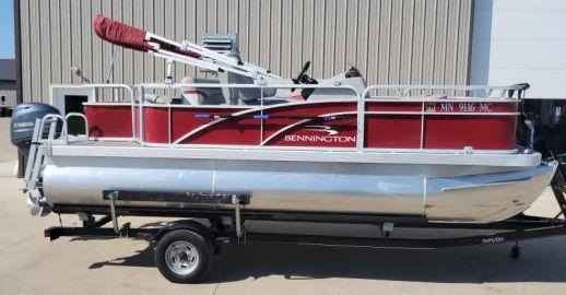 2021 Bennington Pontoons 188 SVF