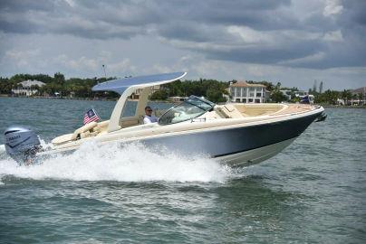 2025 Chris-Craft Launch 28 GT