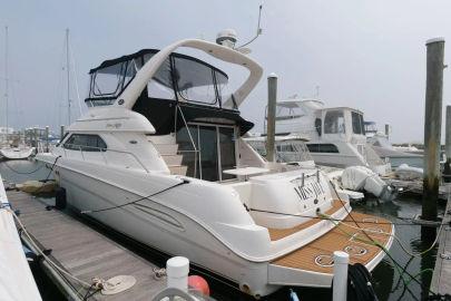 2001 Sea Ray 450 Express Bridge