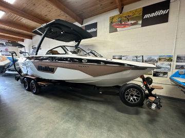 2023 Malibu Boats 23 LSV