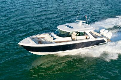 2025 TIARA YACHTS 48 LS