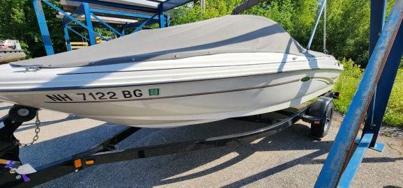 2002 SEA RAY 176 BR