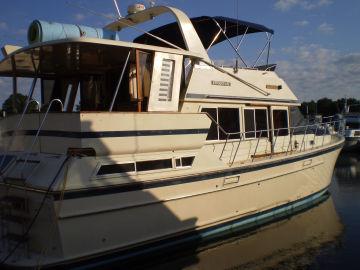 1987 Jefferson 46 Sundeck