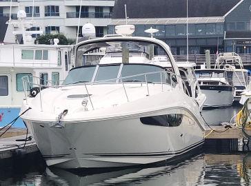 2016 Sea Ray 370 Sundancer