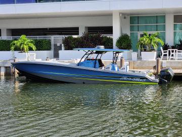 2023 Nor-Tech 390 Center Console