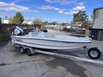 2003 Hydra Sports 23 Bay Bolt