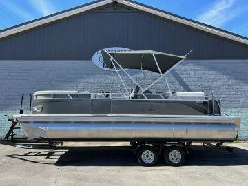 2024 Avalon Venture 85 Quad Lounger 23 FT