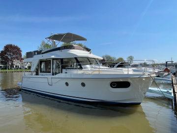 2023 BENETEAU SWIFT TRAWLER FLY 41