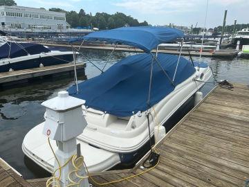 2007 Sea Ray 240 Sundeck