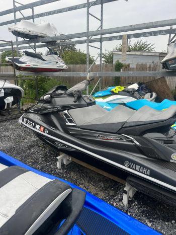 2013 Yamaha WaveRunner FX Cruiser SHO